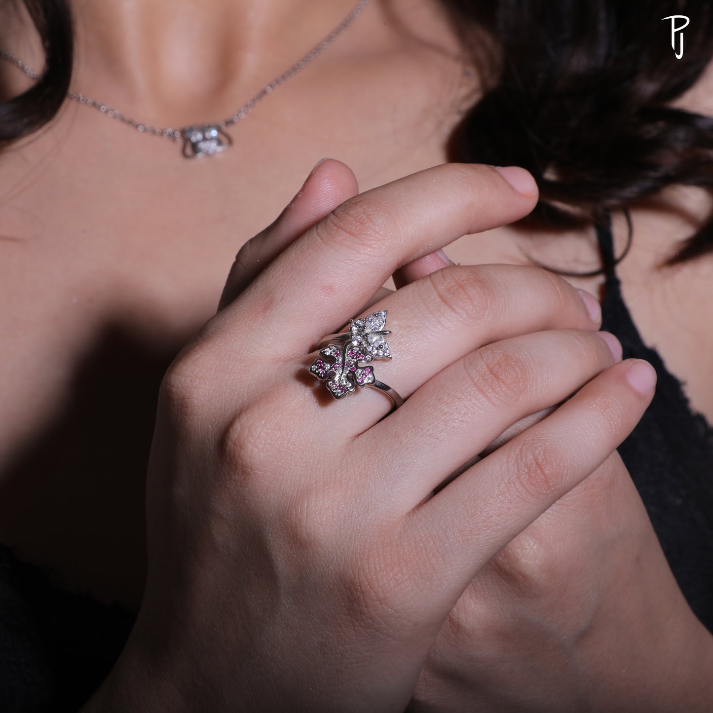 Red Leaf Butterfly Spin Silver Ring