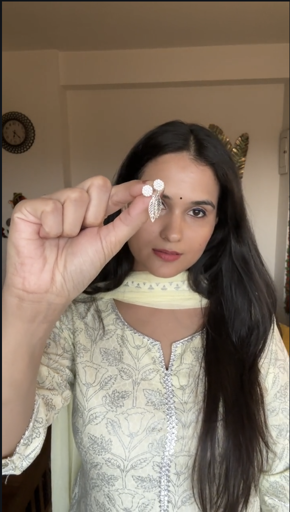 Leaf Drop Dangle Earring