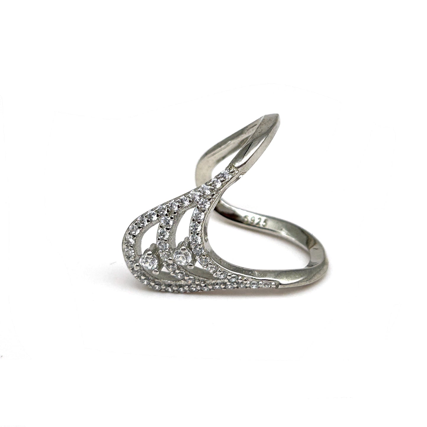 Silver Beautiful Vanki Ring