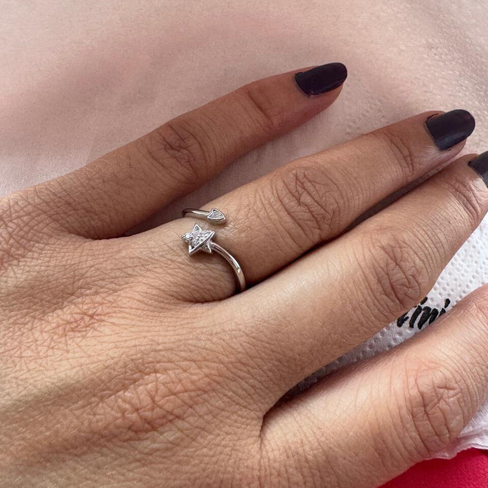 Minimal Star Silver Ring