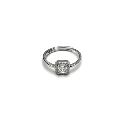 Solitaire Modern Silver Ring