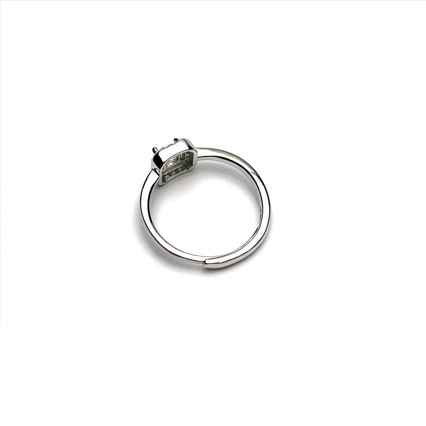 Solitaire Modern Silver Ring