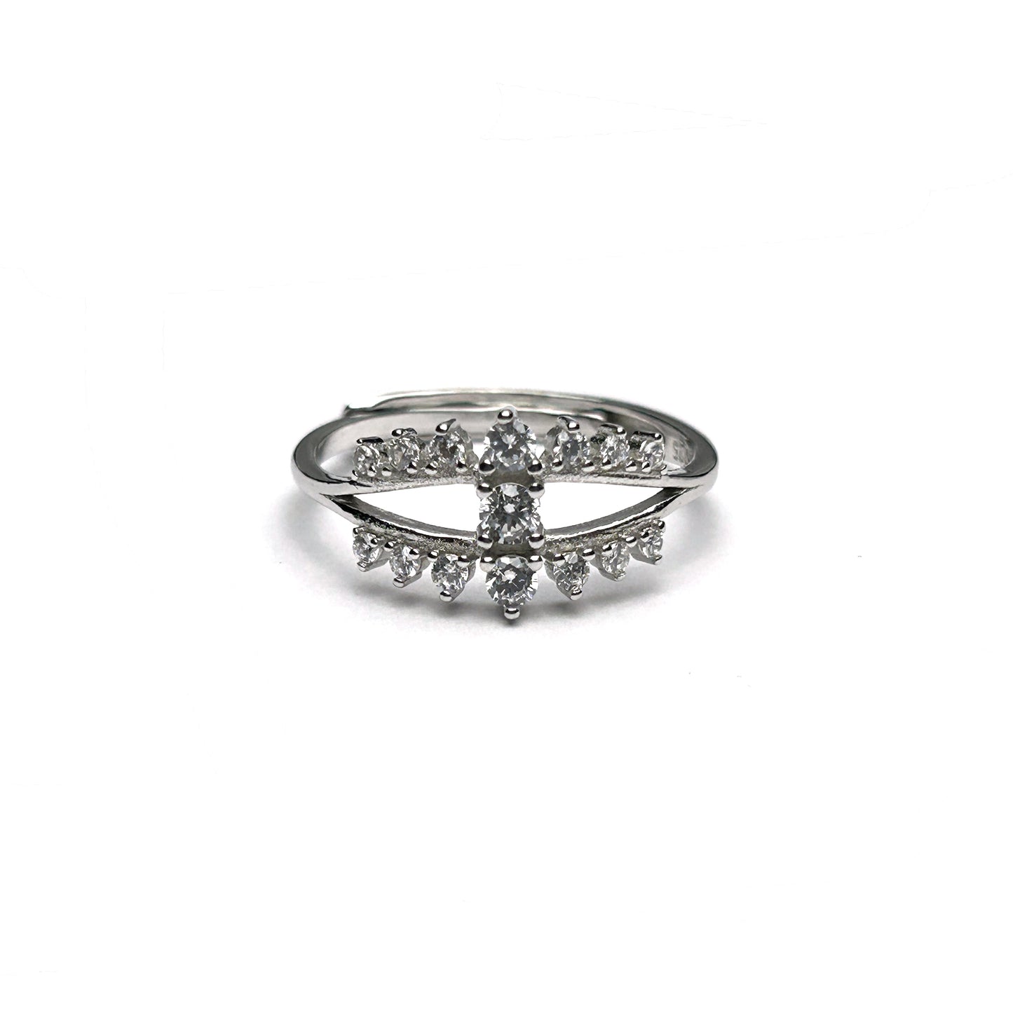 Queen Modern Silver Ring